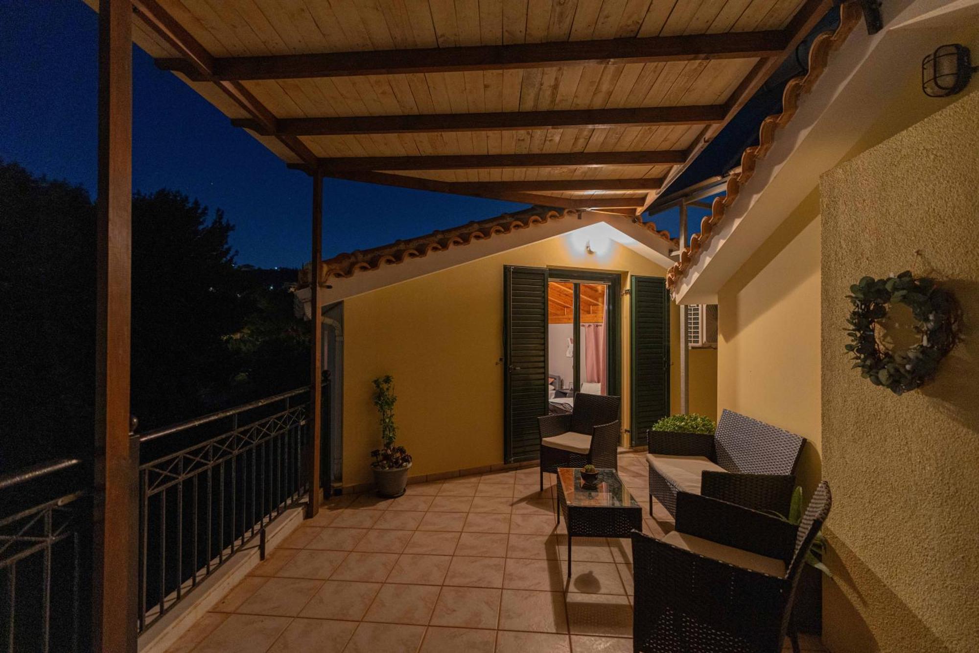 Elia Studios Lixouri Exterior photo